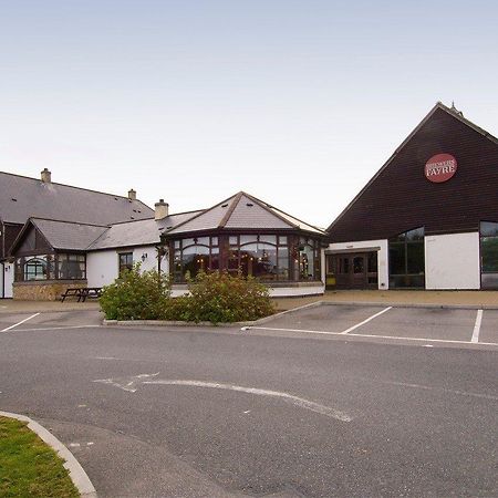 Premier Inn ヘイル エクステリア 写真