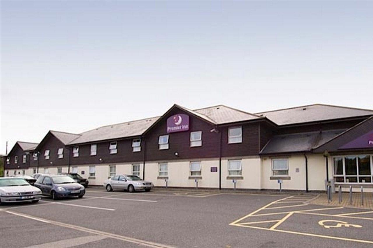 Premier Inn ヘイル エクステリア 写真