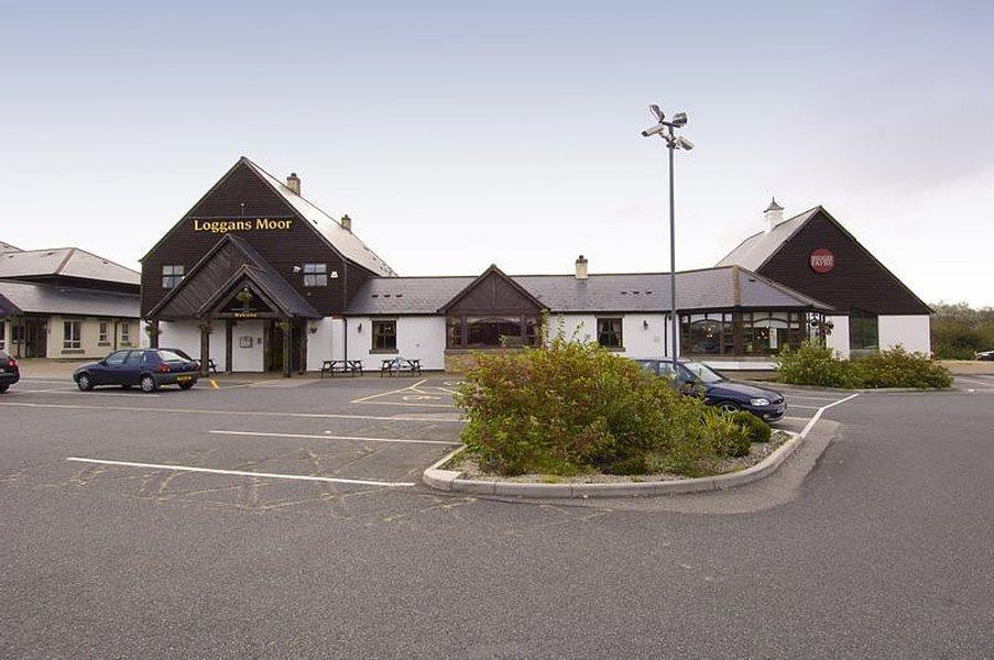 Premier Inn ヘイル エクステリア 写真